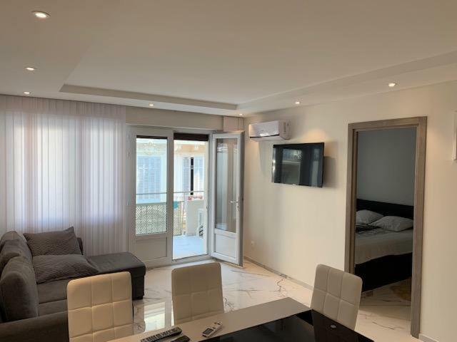 Le Palladium Cannes Exterior photo